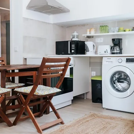 Downtown Arroios Flat Appartamento Lisbona