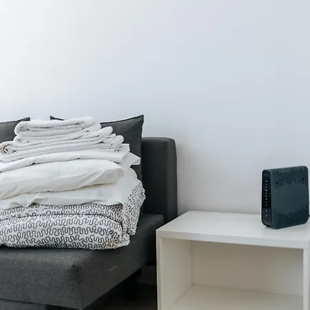 Downtown Arroios Flat Appartamento Lisbona